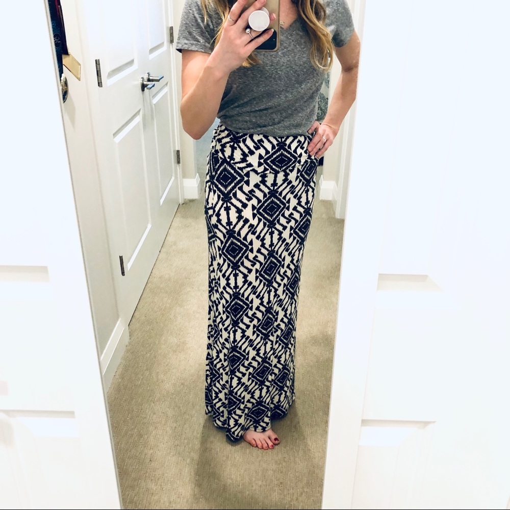 Aztec print maxi skirt